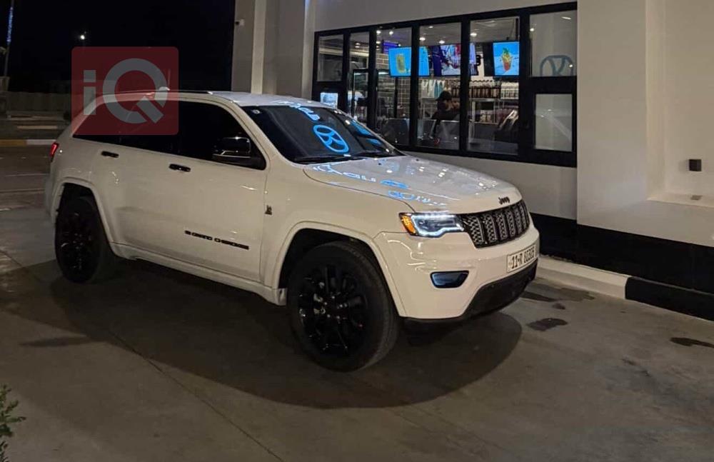 جيب جراند شيروكي